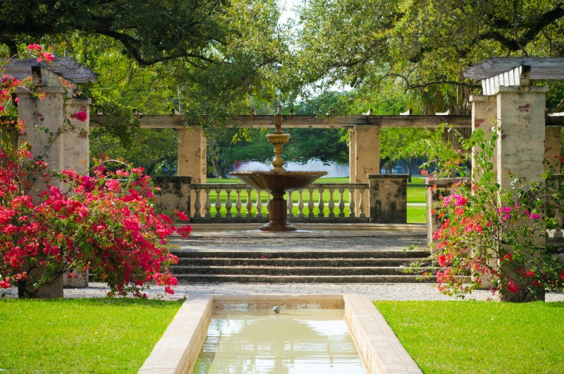 Country Club Fountain