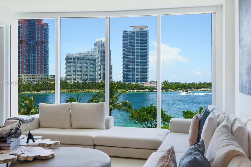 FISHER ISLAND HOMES FOR SALE